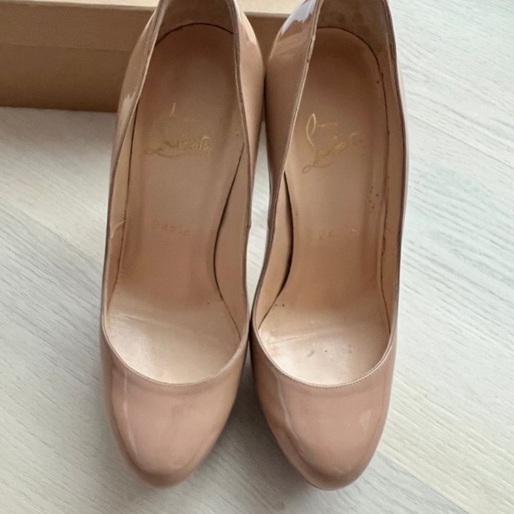 Christian Louboutin Patent Bianca Pumps Size 37 - Picture 7 of 11